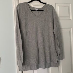 Gap womens grey v-neck light sweater